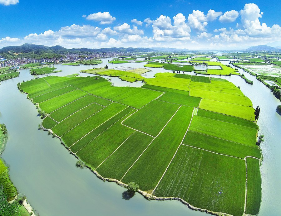 2-Day Zhuji Tour: Wuxie's scenic beauty, Xishi's elegant legacy