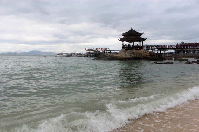 台风天与鲸鱼游在三亚--亚龙湾+蜈支洲岛(攻