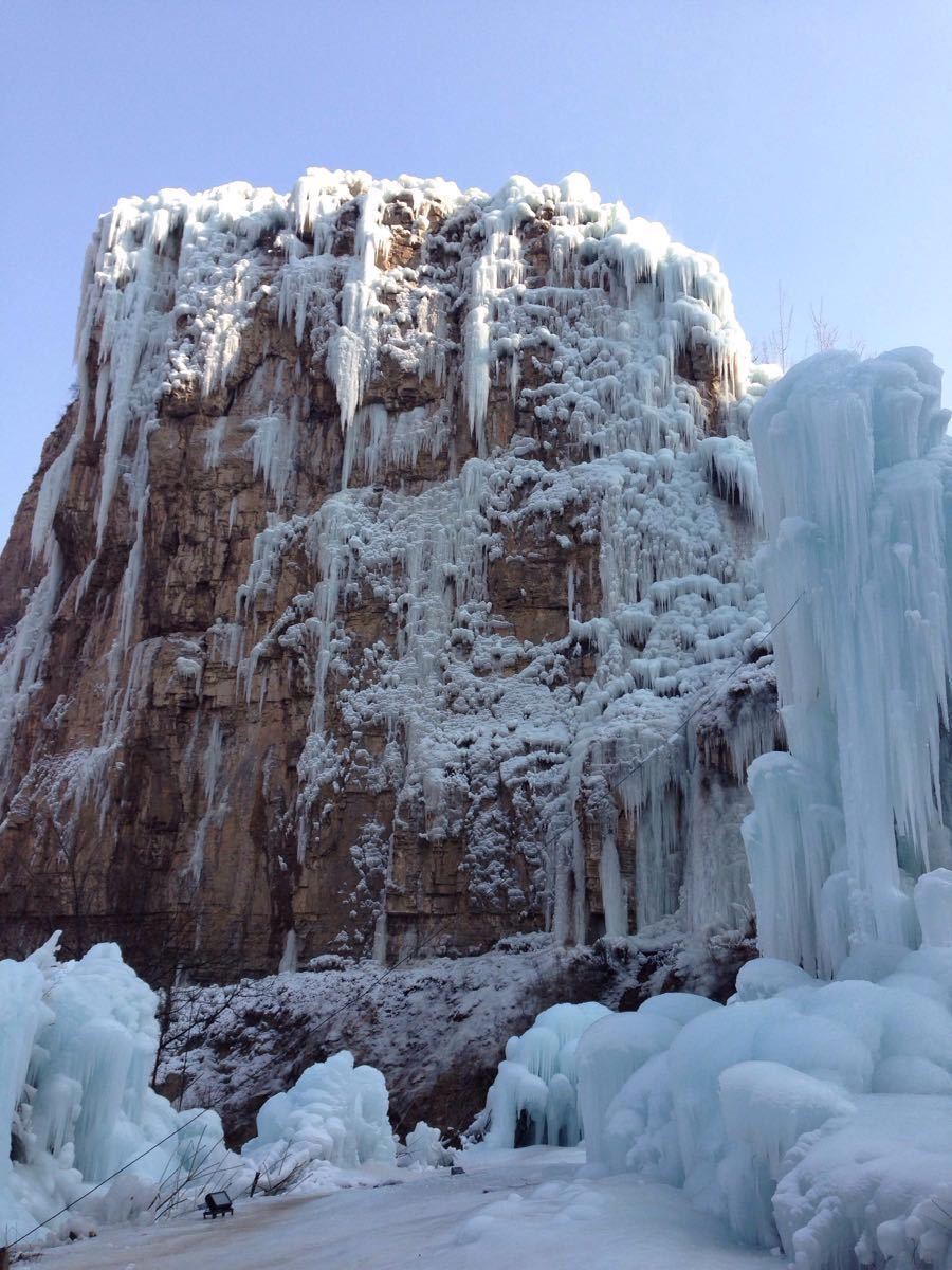 平山沕沕水冰瀑2022图片