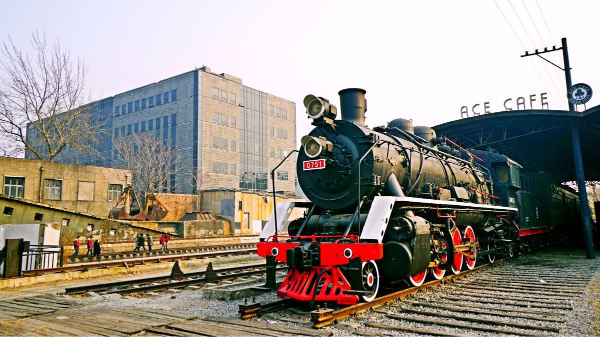 北京798艺术区火车图片