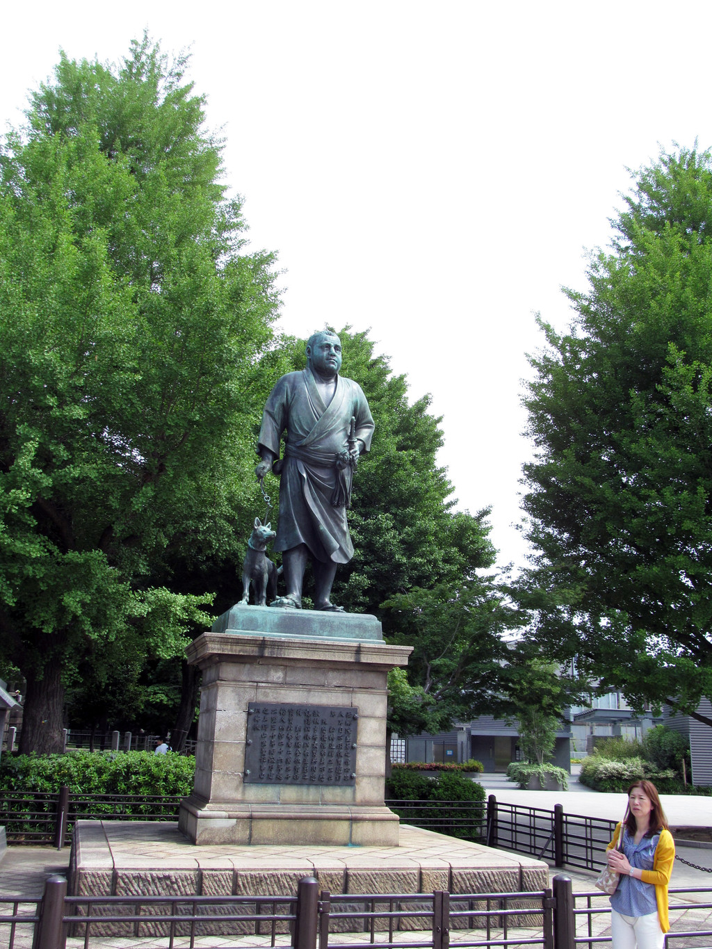 图3-11:西乡隆盛(日本江户时代末期的萨摩藩武士,军人,政治家)雕像