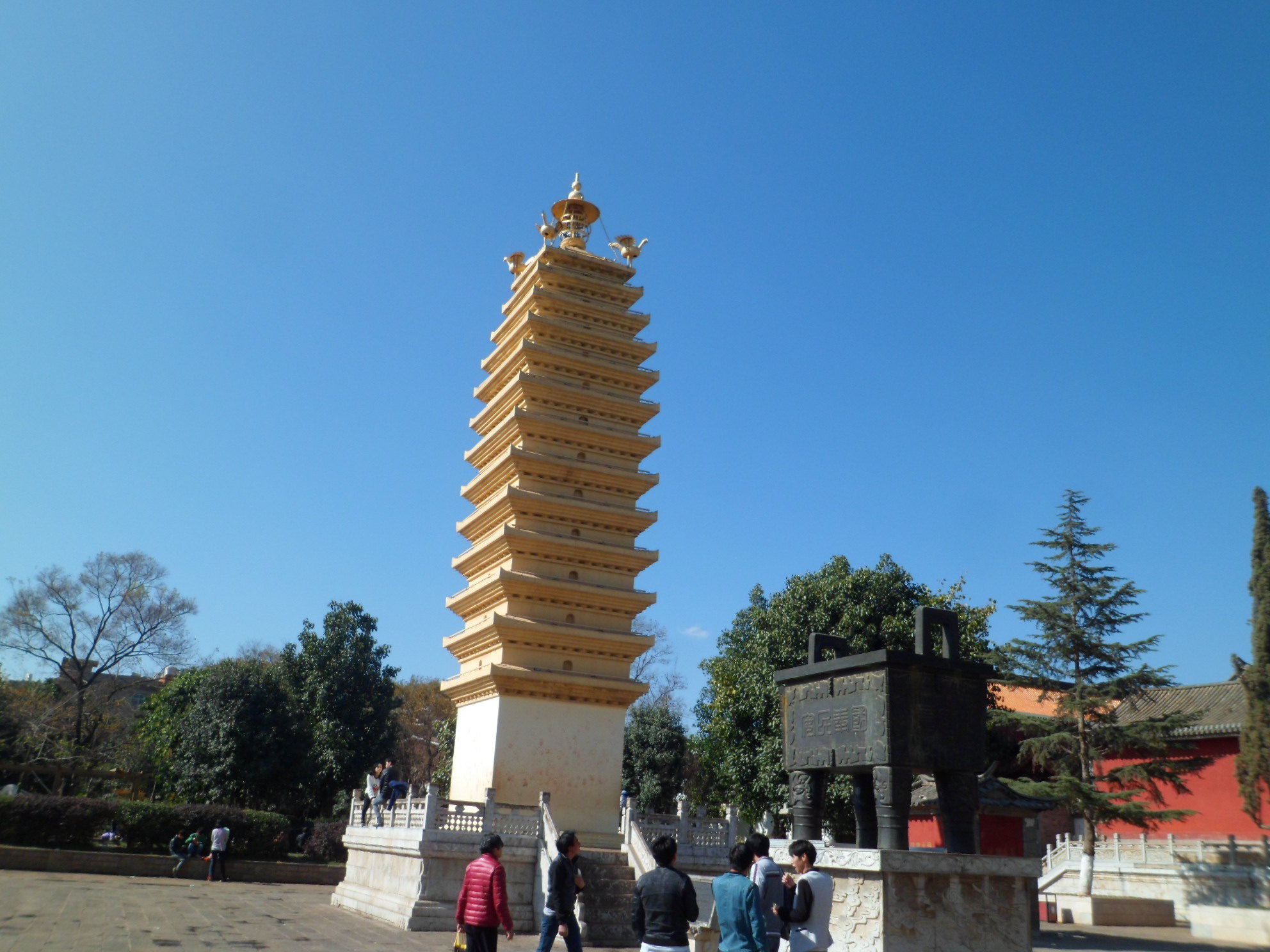 妙湛寺双塔图片