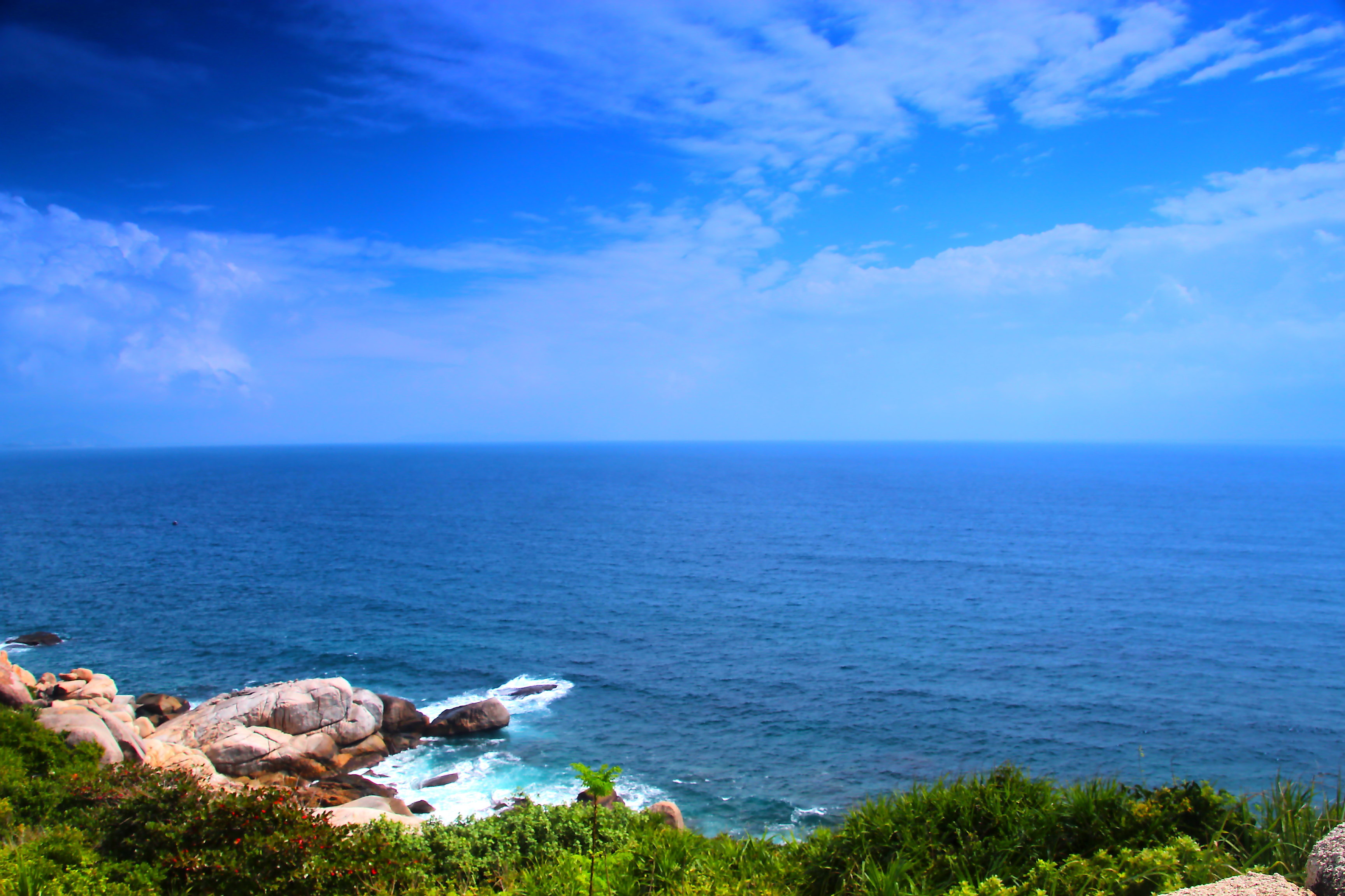 三亚5日4晚跟团游(5钻) 2晚金查尔顿 2晚福朋喜来登