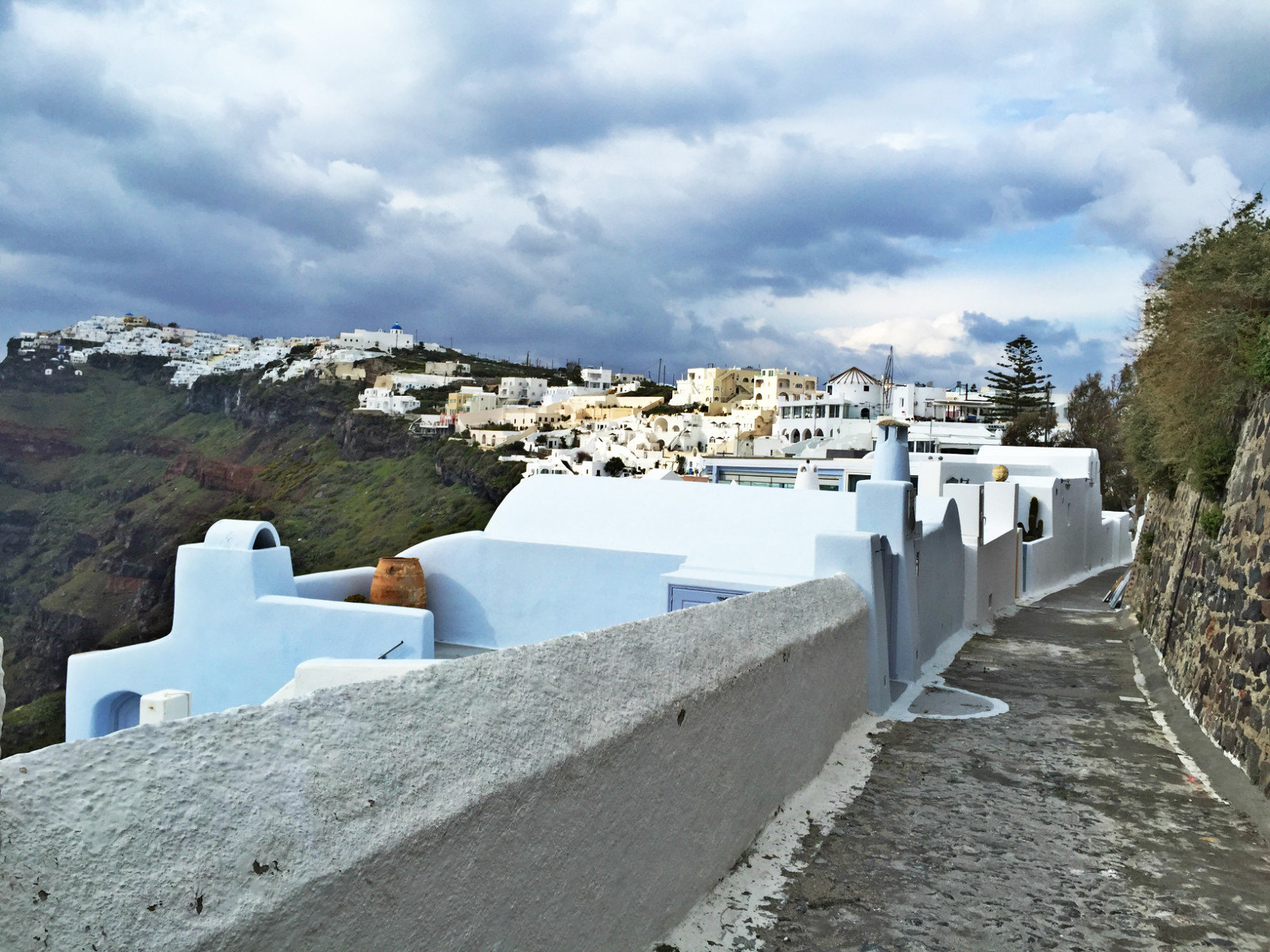 伊莫洛维里小镇