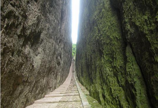 峨眉山一线天图片图片