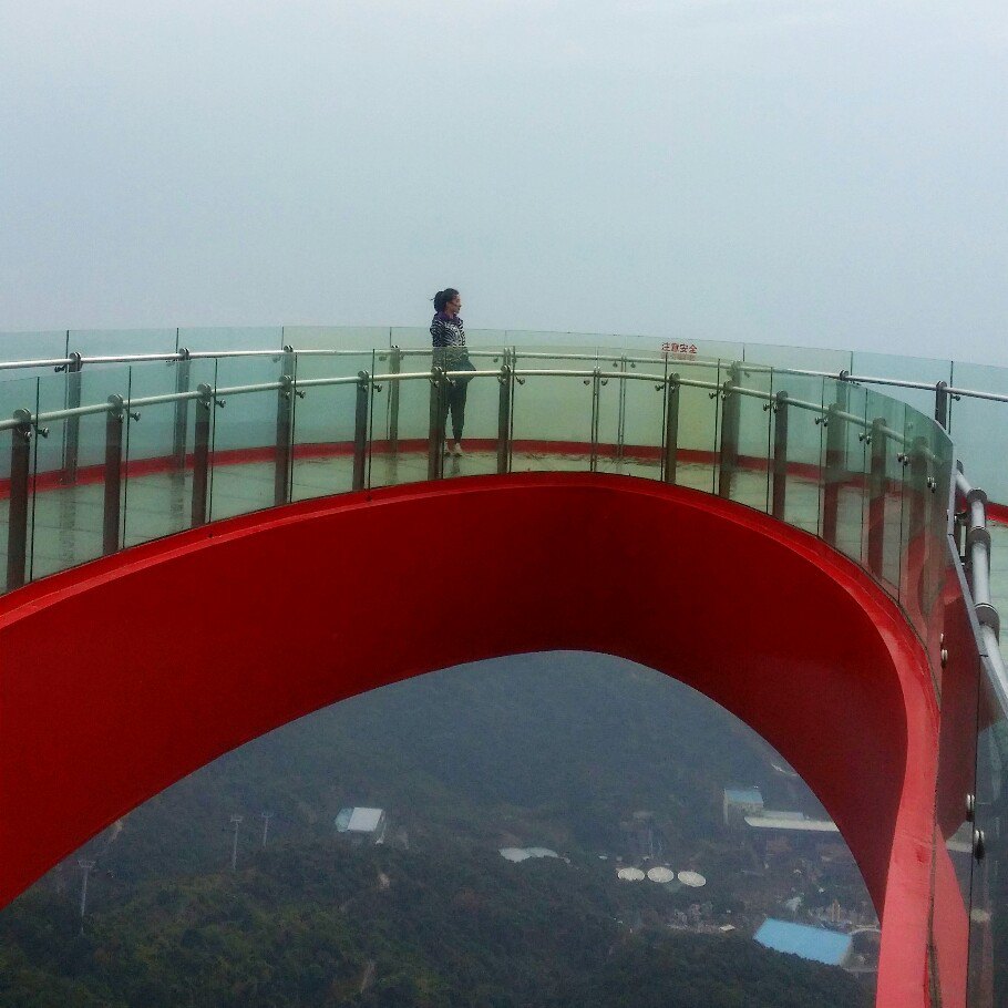 东部华侨城玻璃桥图片