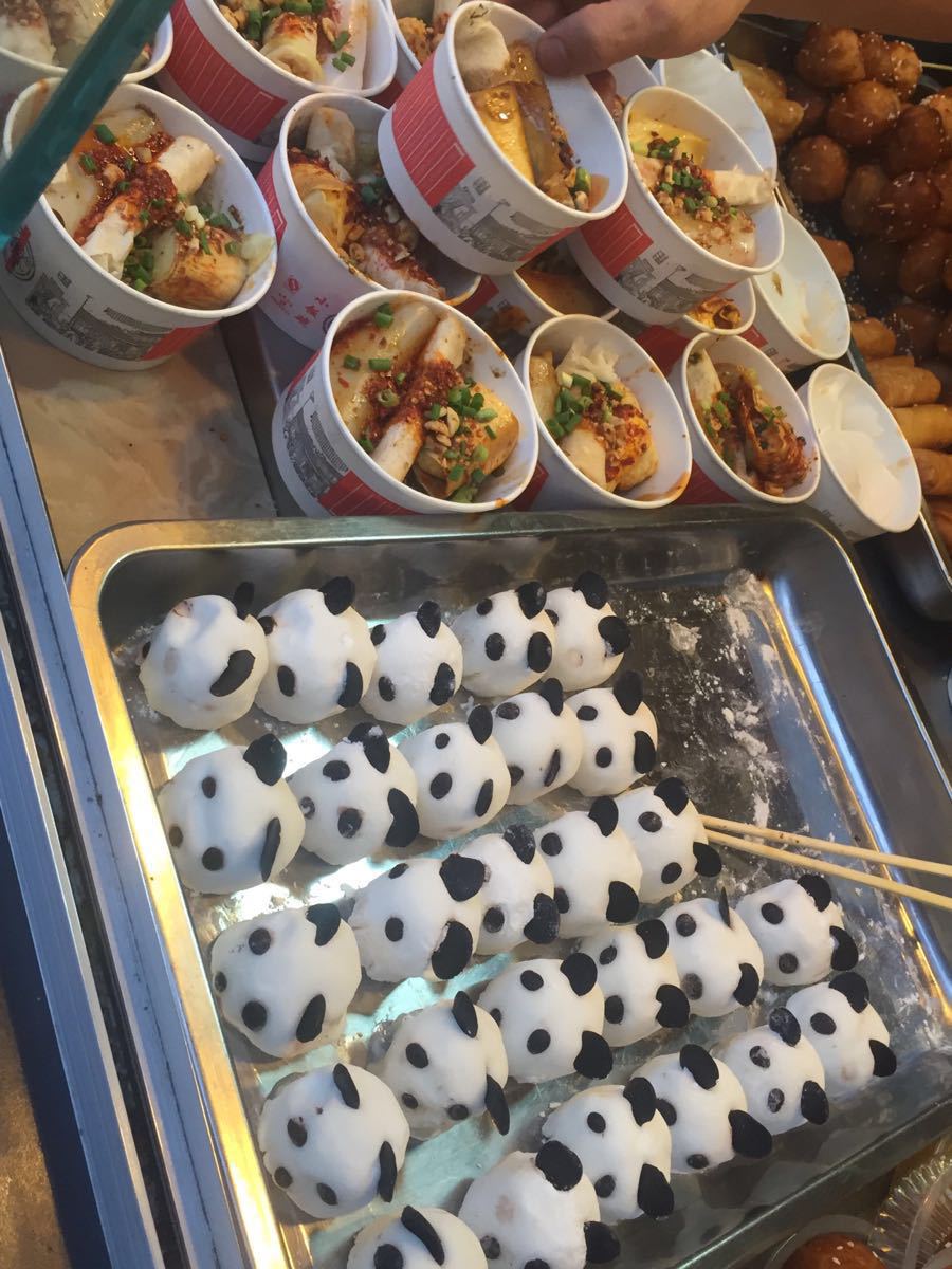 【携程攻略】成都锦里古街景点,值得拥有 小吃一条街 各种好吃的 非常