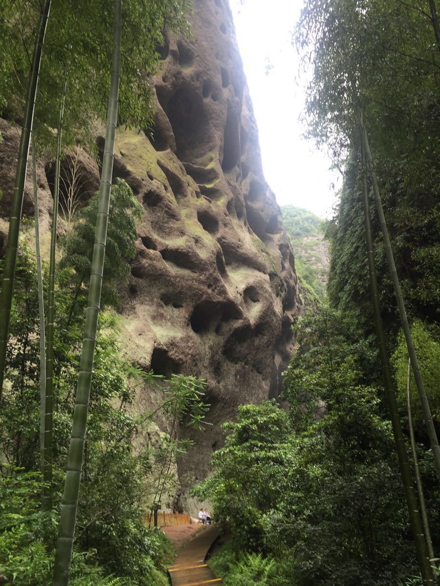 寨下大峡谷悬天峡图片