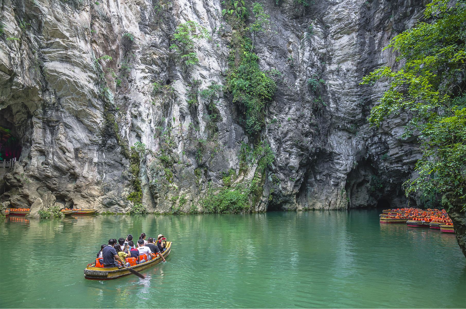 【宝峰湖奇峰飞瀑】-风景风光高清图片大全-张家界旅游导游网 官方网