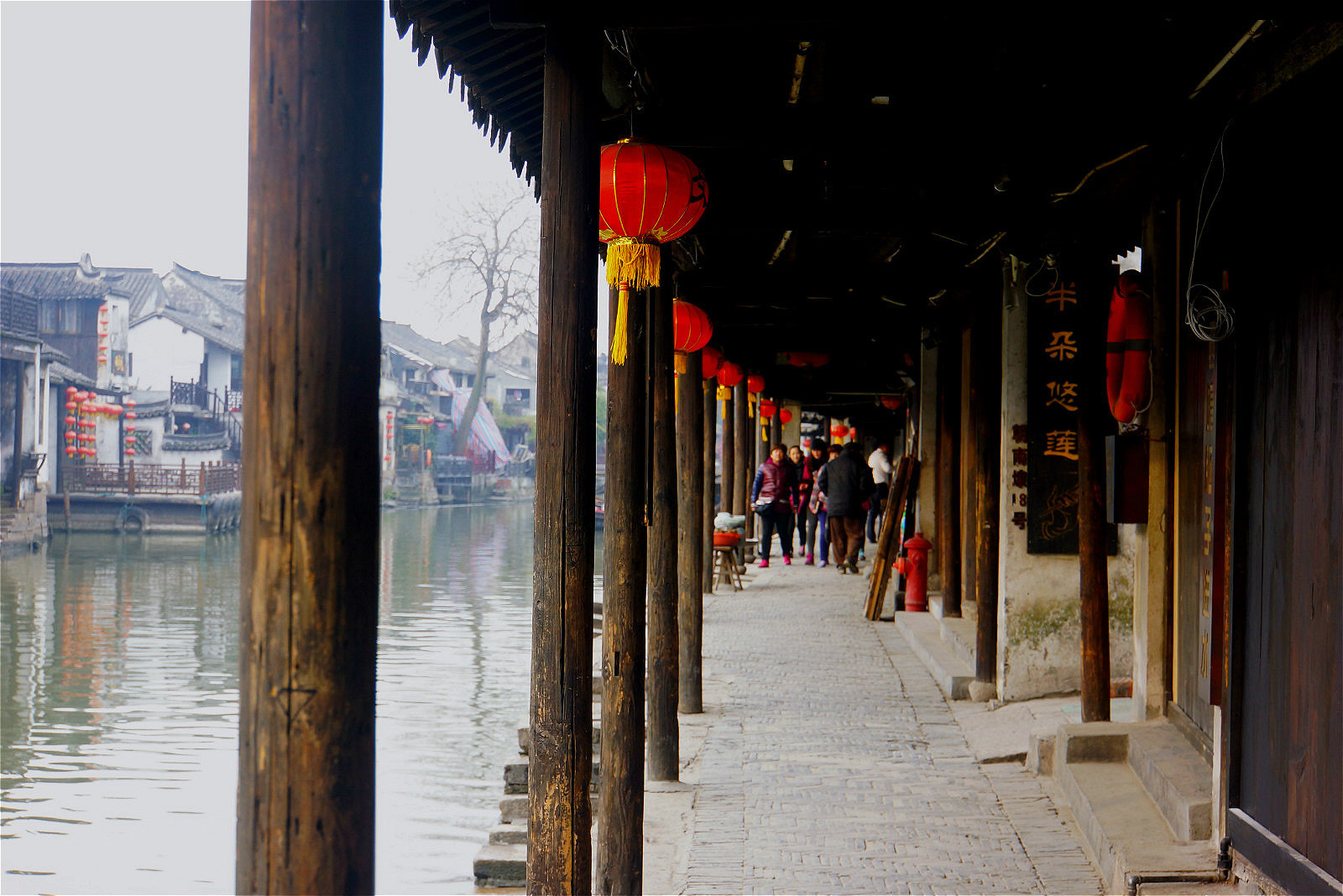【携程攻略】西塘烟雨长廊怎麼样/如何去,烟雨长廊购物好不好_点评