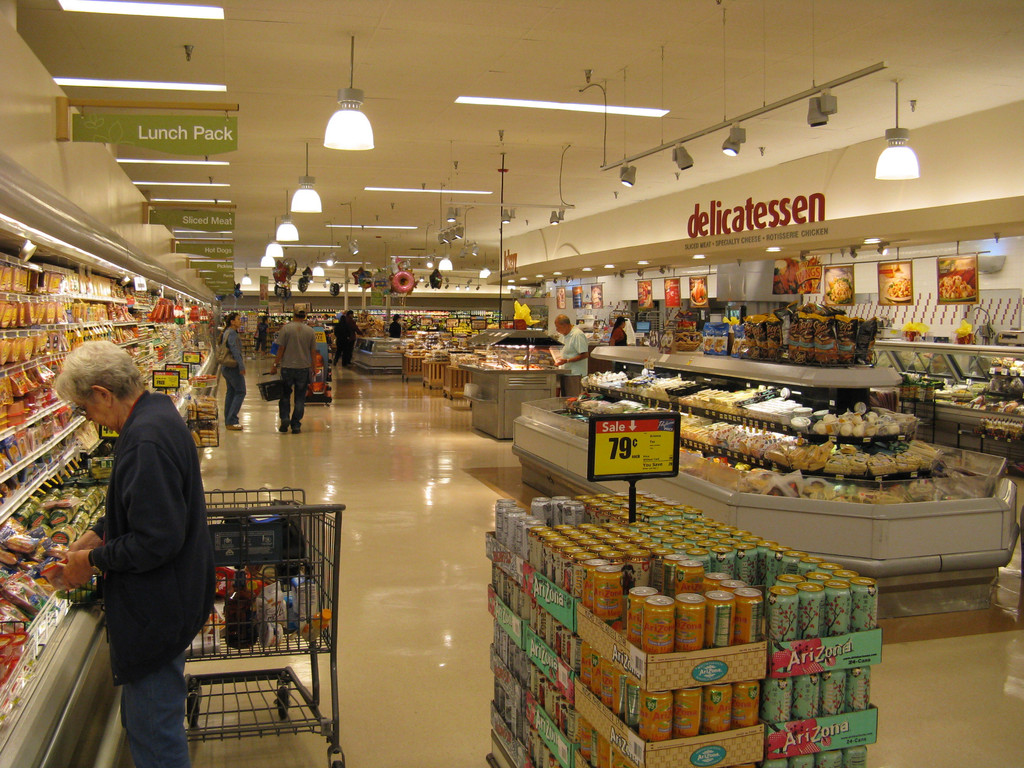 【携程攻略】拉斯维加斯沃尔玛购物中心购物,这家沃尔玛规模不算大.洛杉矶的就更大了.其实美国的超市多种多样,最…