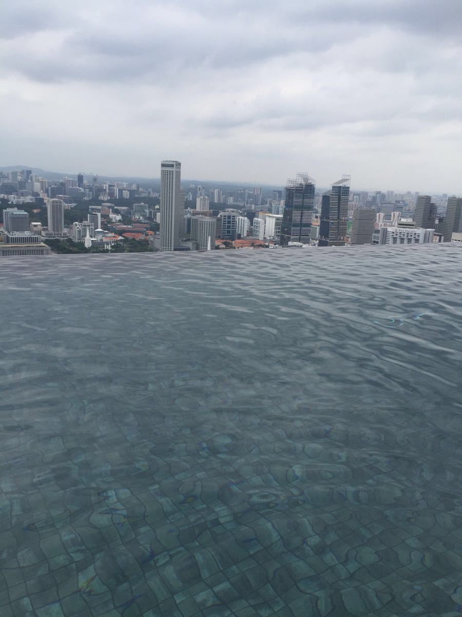 【携程攻略】新加坡滨海湾金沙酒店无边泳池适合家庭亲子旅游吗,滨