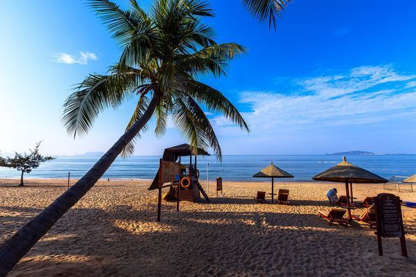 现在可以去三亚旅游 CghzflWP88GAJVcIAADrHnuHkPA742_R_600_10000_Q90.jpg?proc=autoorient