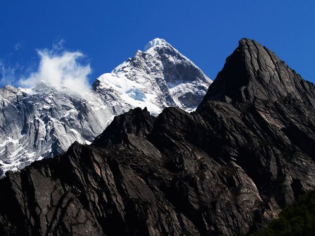 四姑娘山长坪沟景区-幺妹峰