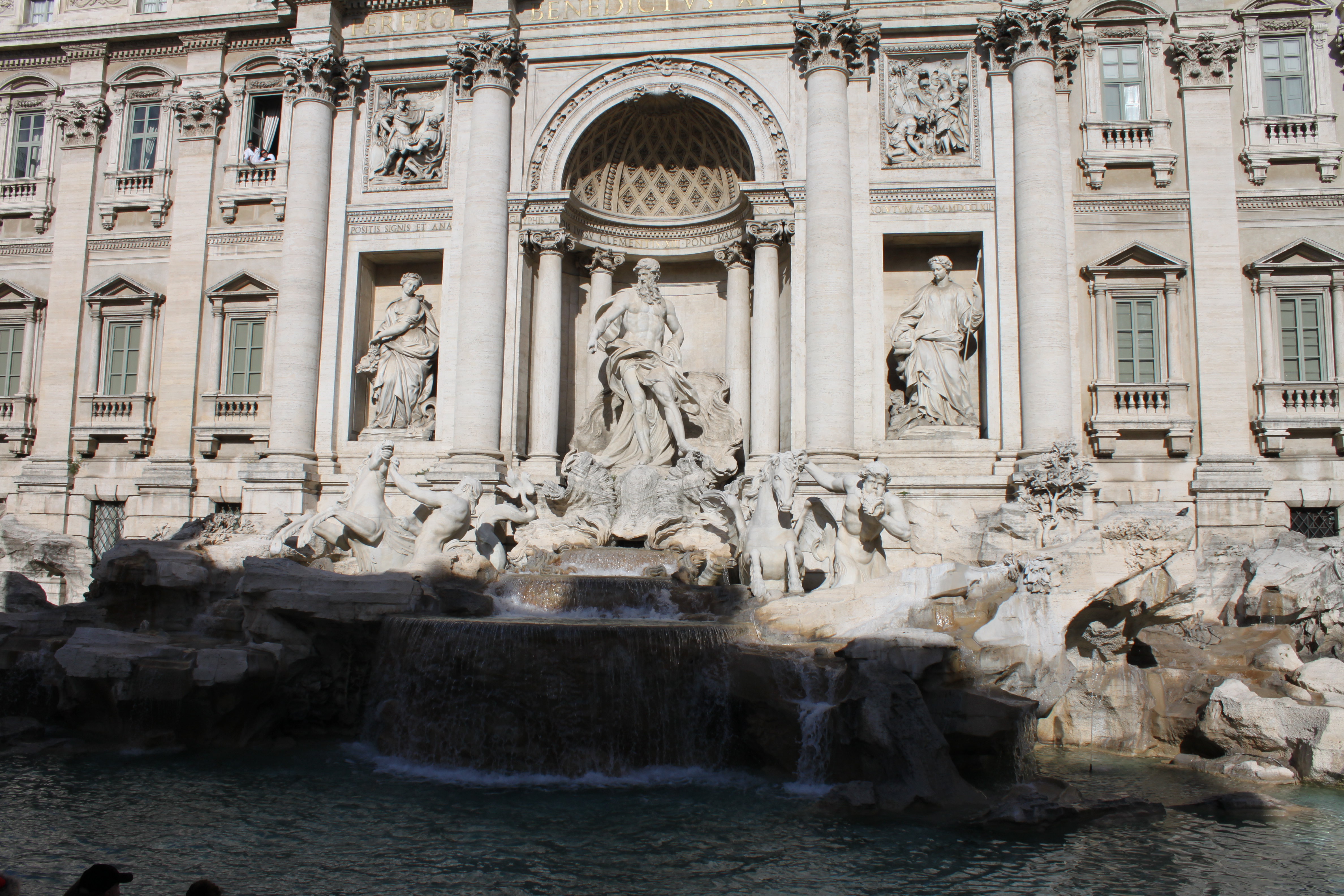 罗马假日特雷维喷泉图片