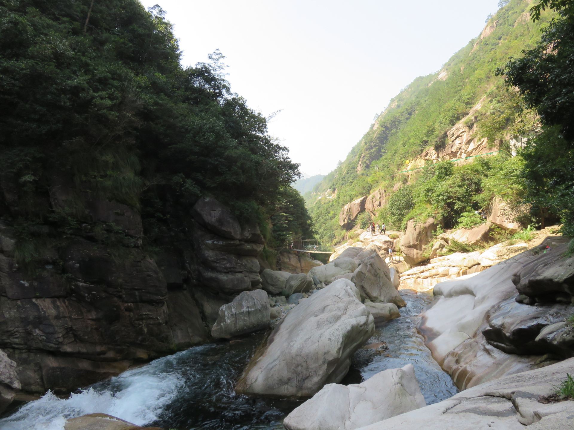 鄣山大峡谷