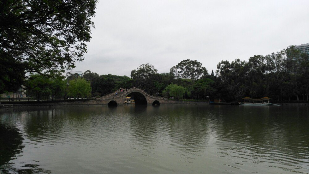 【攜程攻略】福州福州學生街景點,西湖公園是個不錯的地方,景色很美