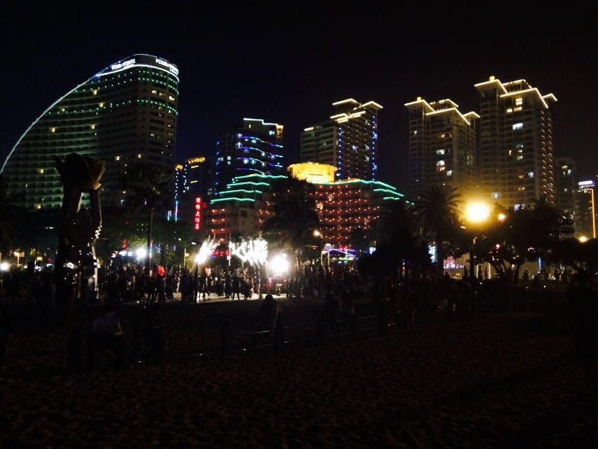 海月广场夜景图片