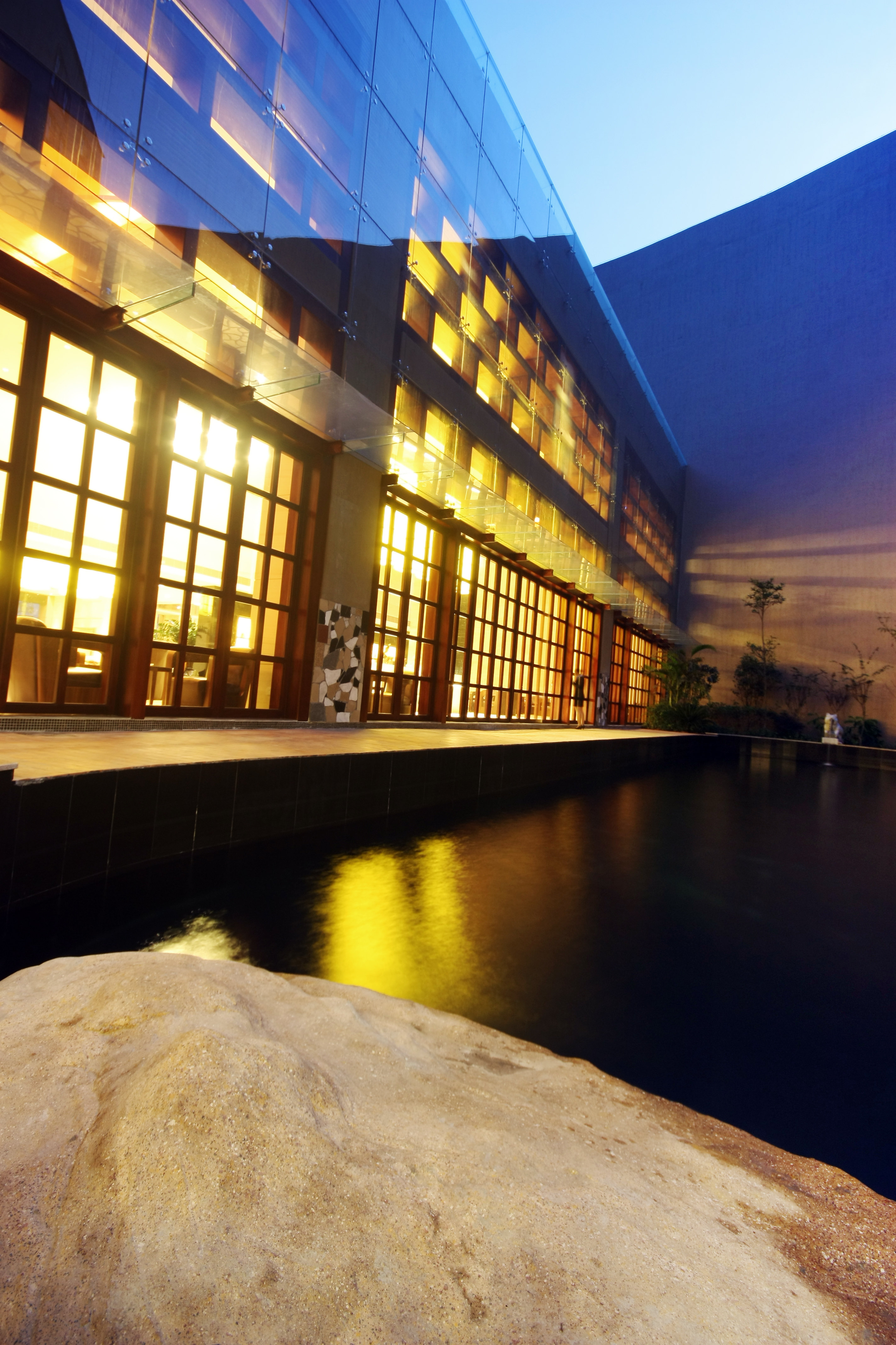 清远清新花园酒店#这里离景点近吗