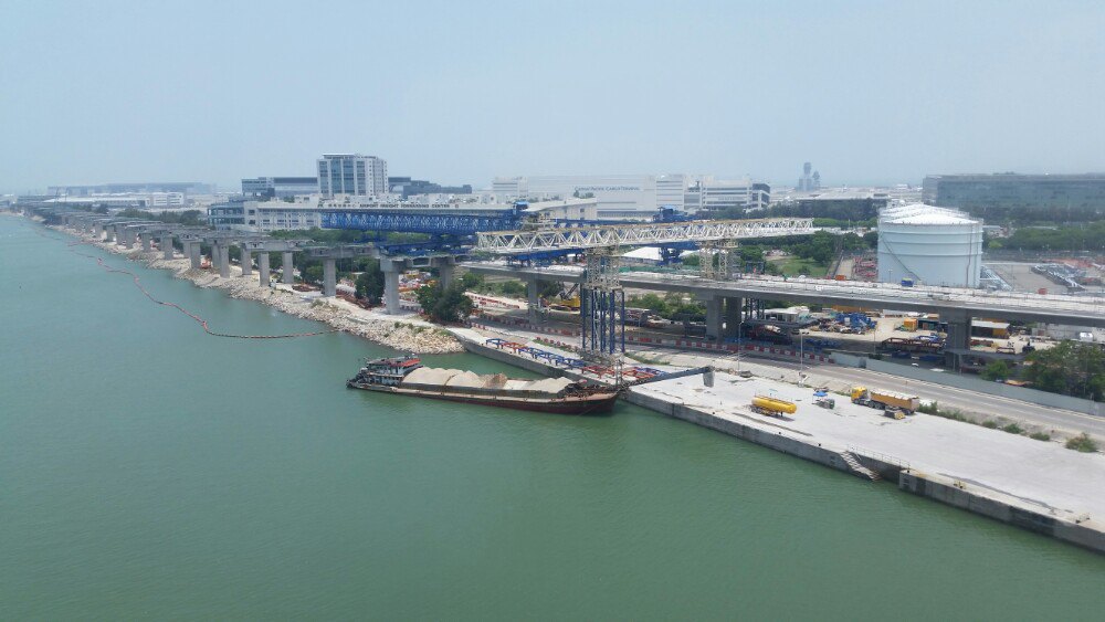 【携程攻略】香港昂坪360缆车景点,从东涌站到东荟城名店仓购物游玩两