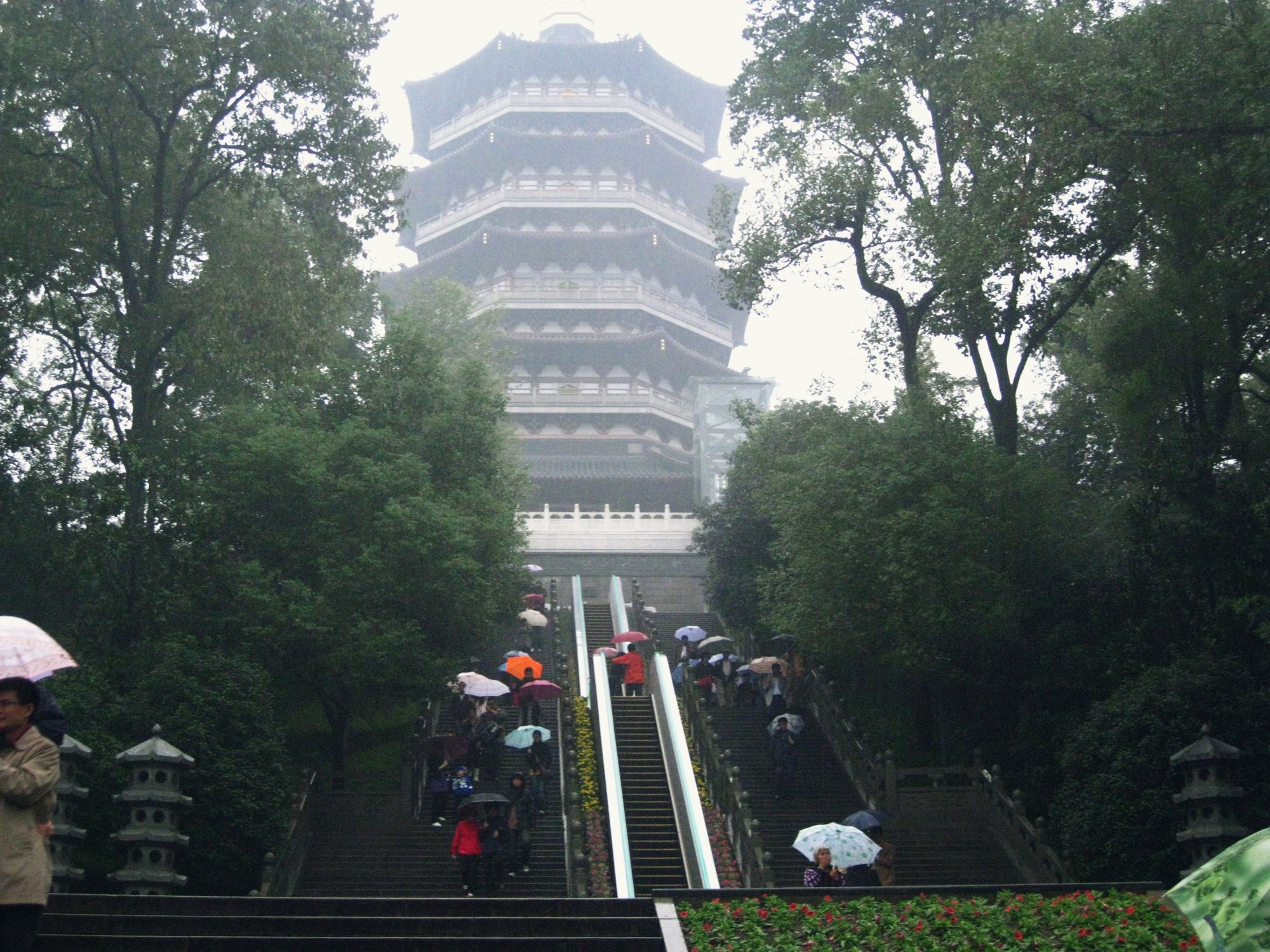惠州西湖雷峰塔图片