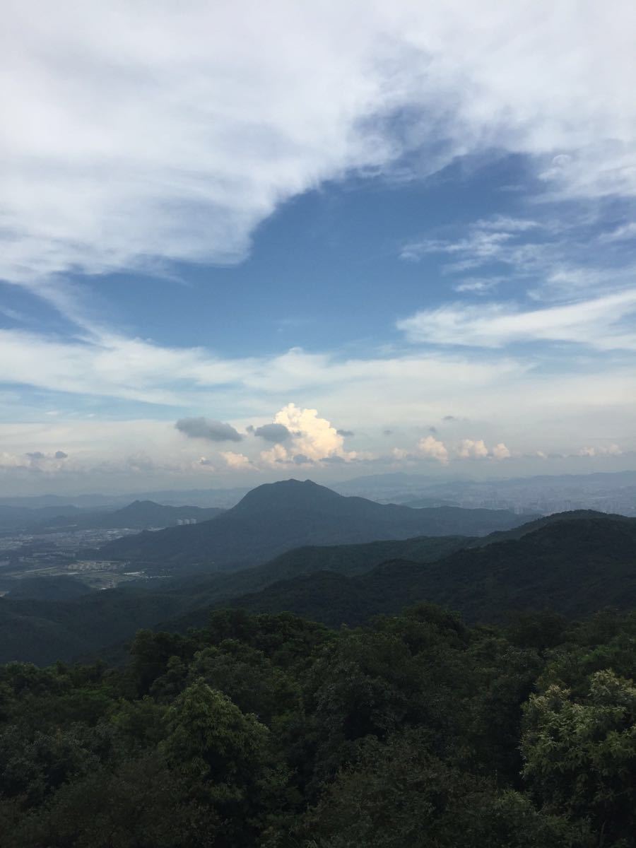 大岭山广场