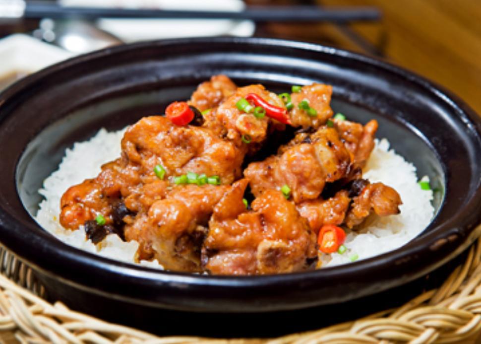 金平特色土鸡米线(昌宏路店)