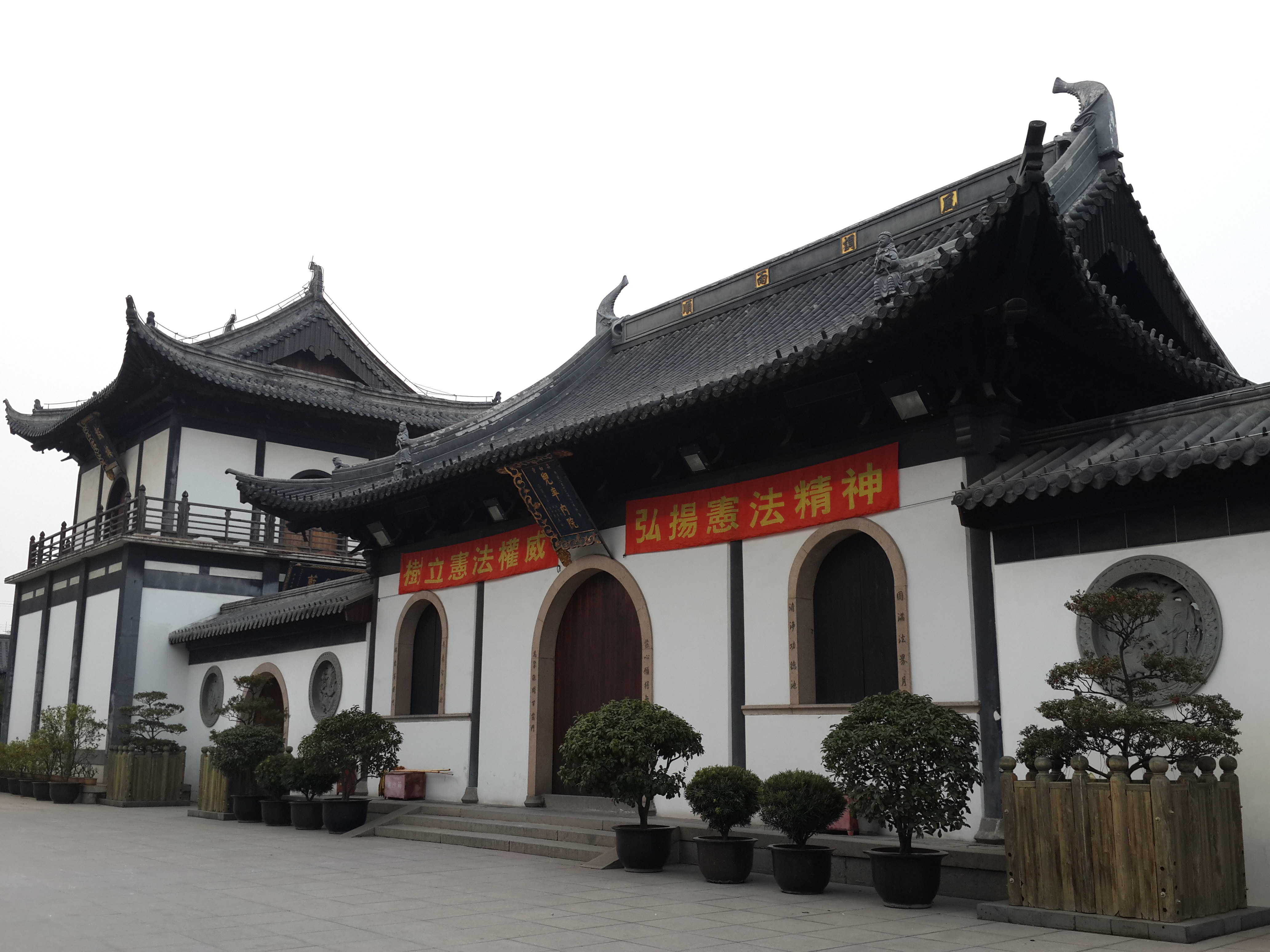 上海真如寺大殿图片