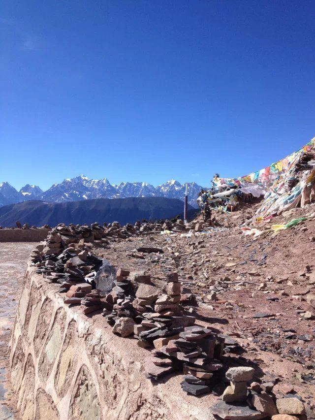 2022雾浓顶观景台游玩攻略,.有云彩 现在云彩比较多 前.