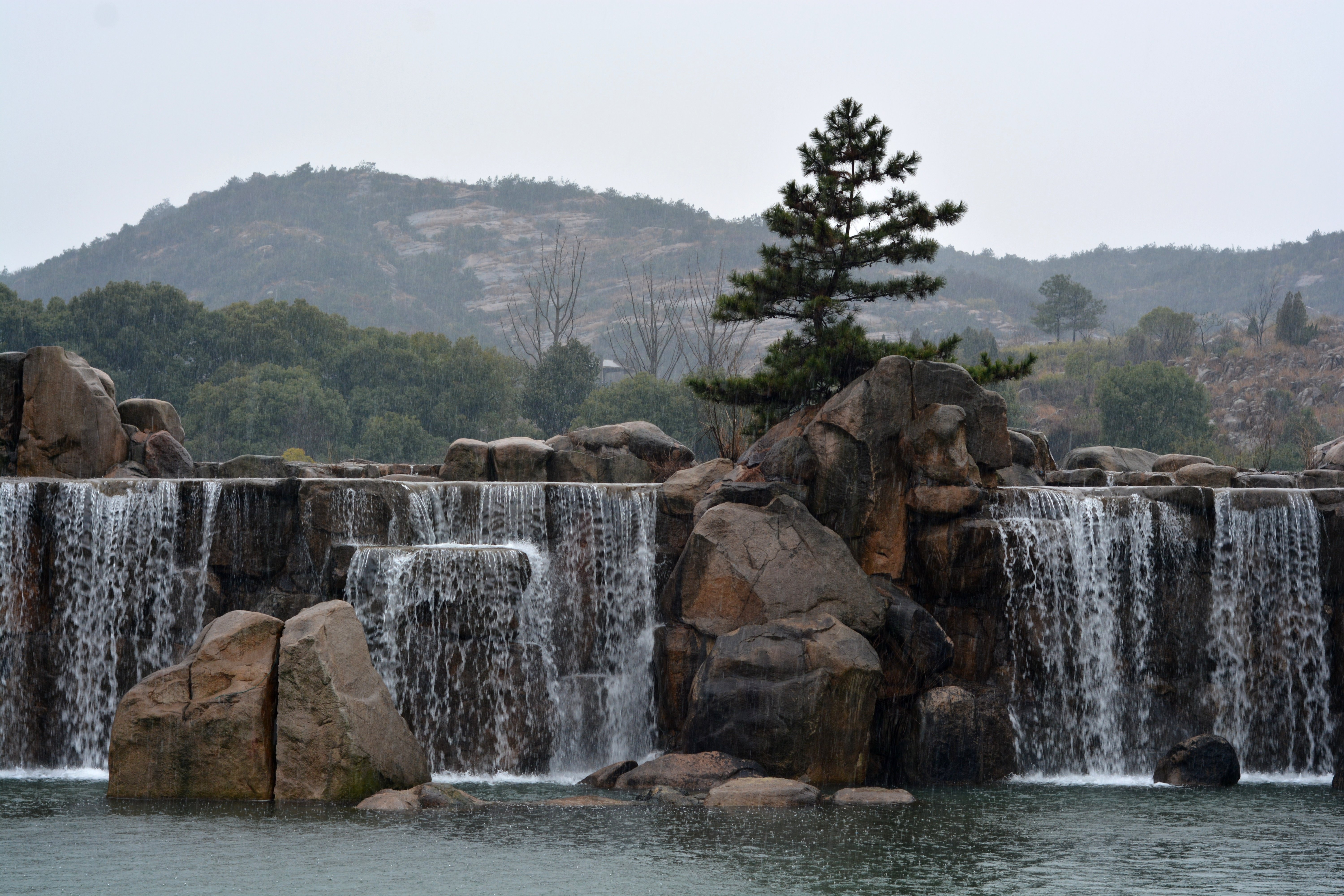 白马涧龙池风景区图片