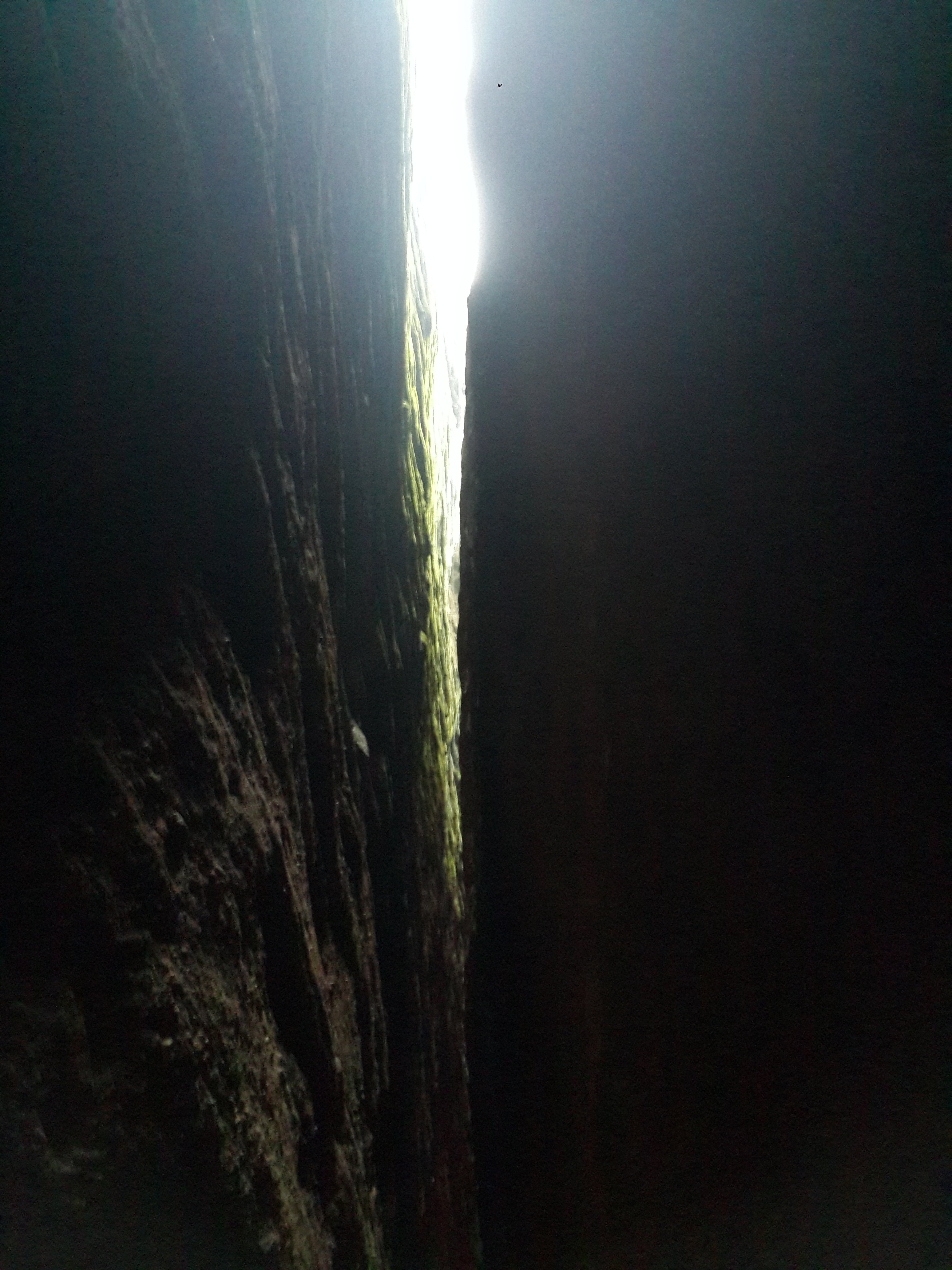 一线天眼睛,一线天天梯,一线天_大山谷图库