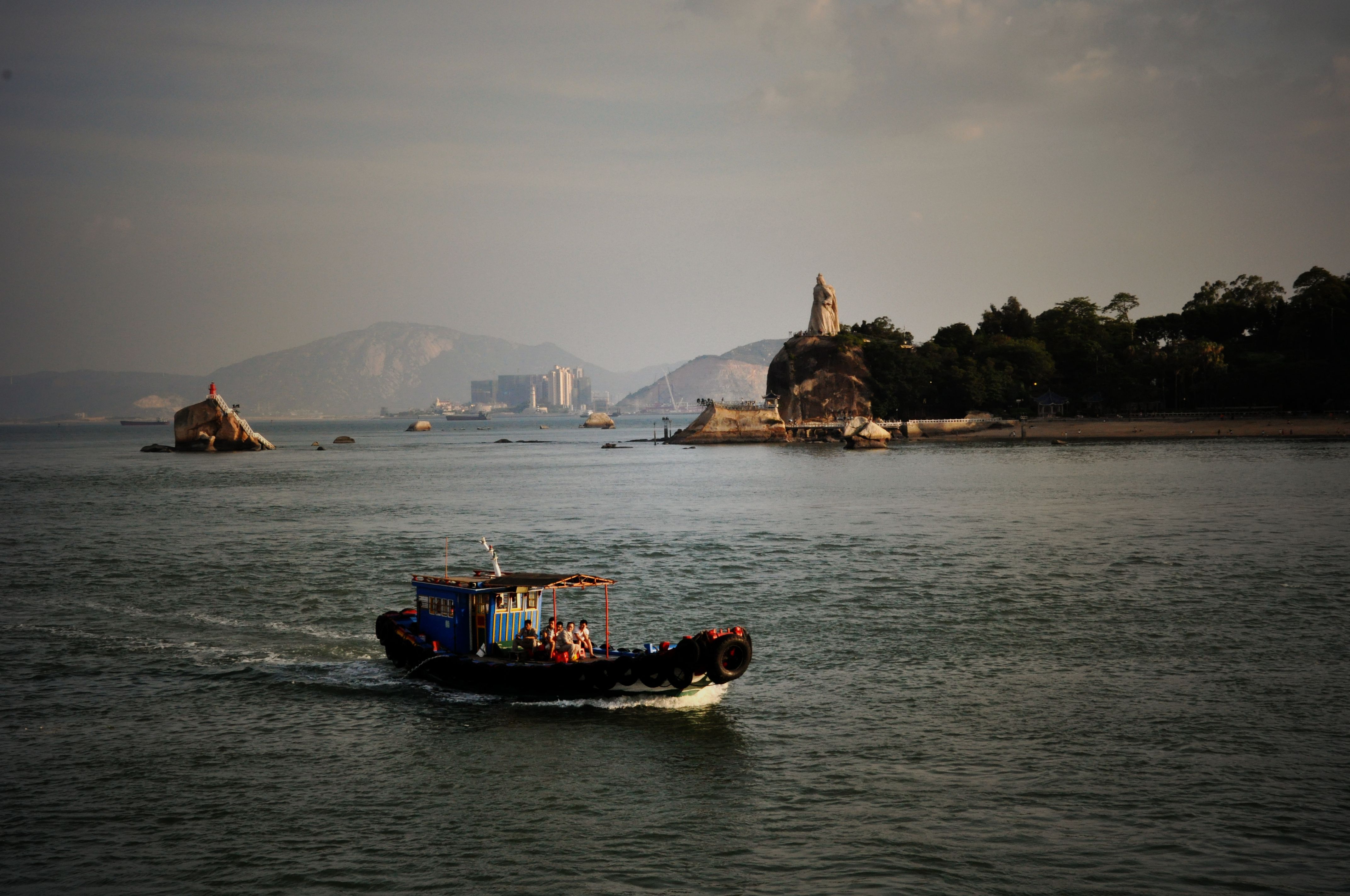 海世船说老板图片