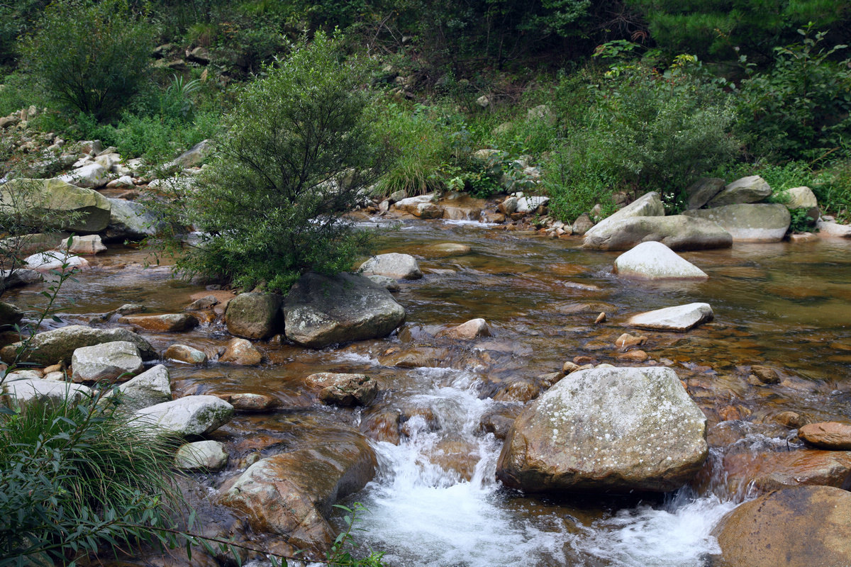 【携程攻略】大别山景区龙井峡瀑布景点,大别山深处一处待开发的
