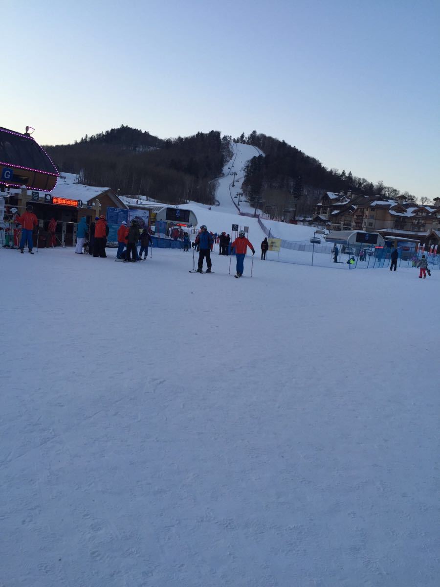 萬達長白山國際滑雪場