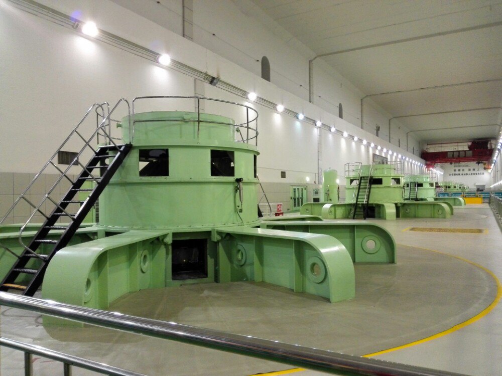 新安江水上观坝