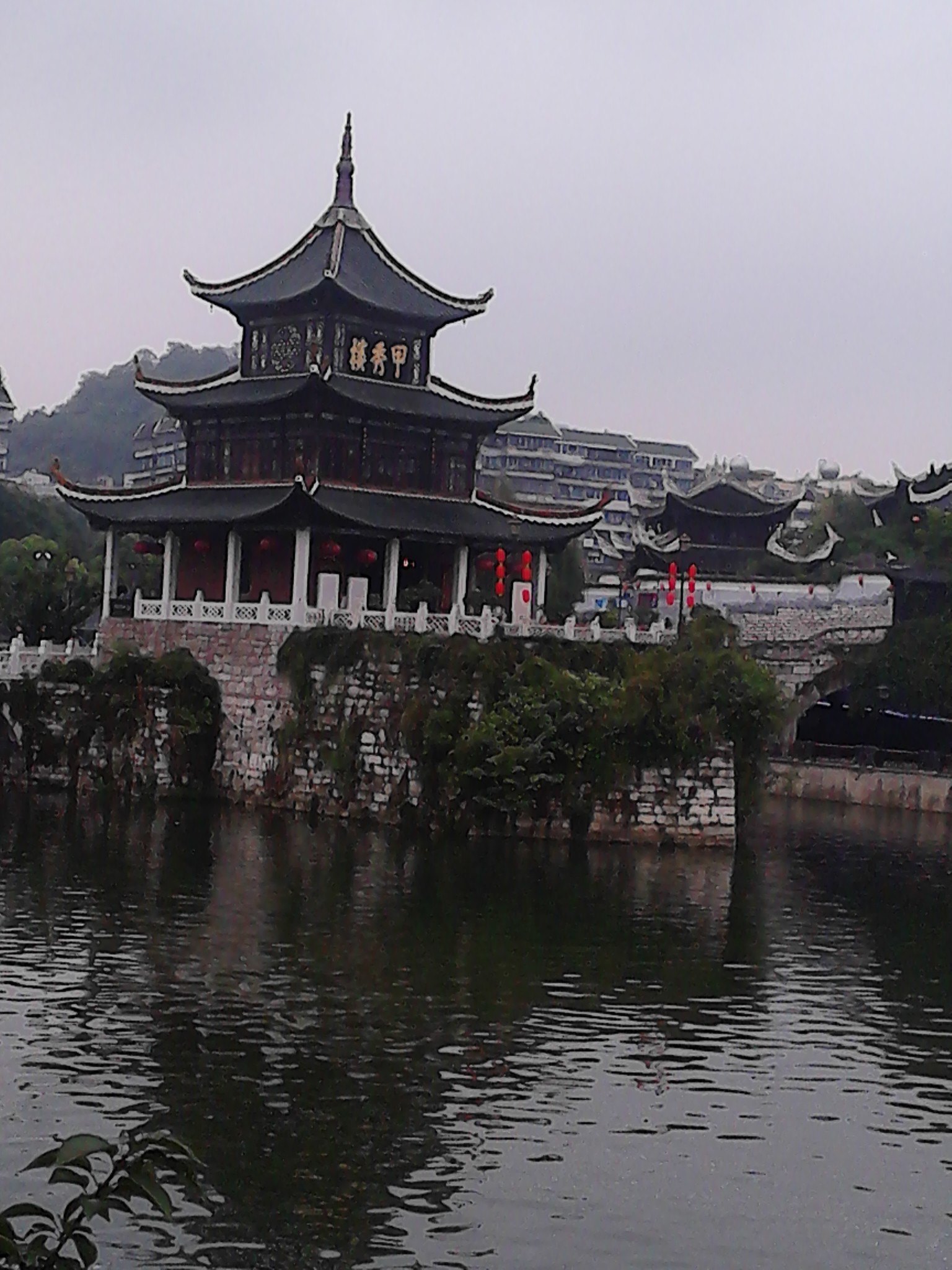 【携程攻略】贵州甲秀楼适合家庭亲子旅游吗,甲秀楼家庭亲子景点推荐