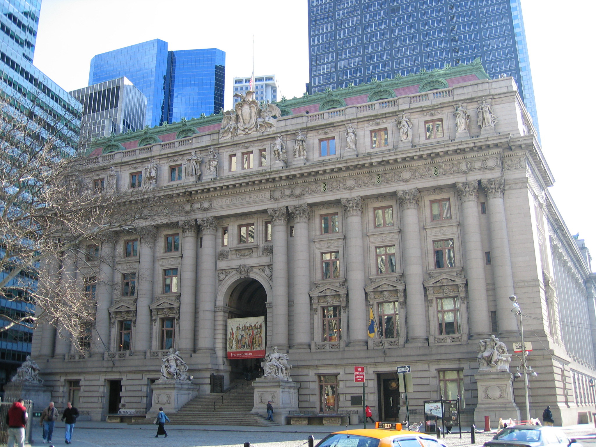 就在海关大楼的三楼,有个很小的展室,展出关于纽约历史的档案资料.