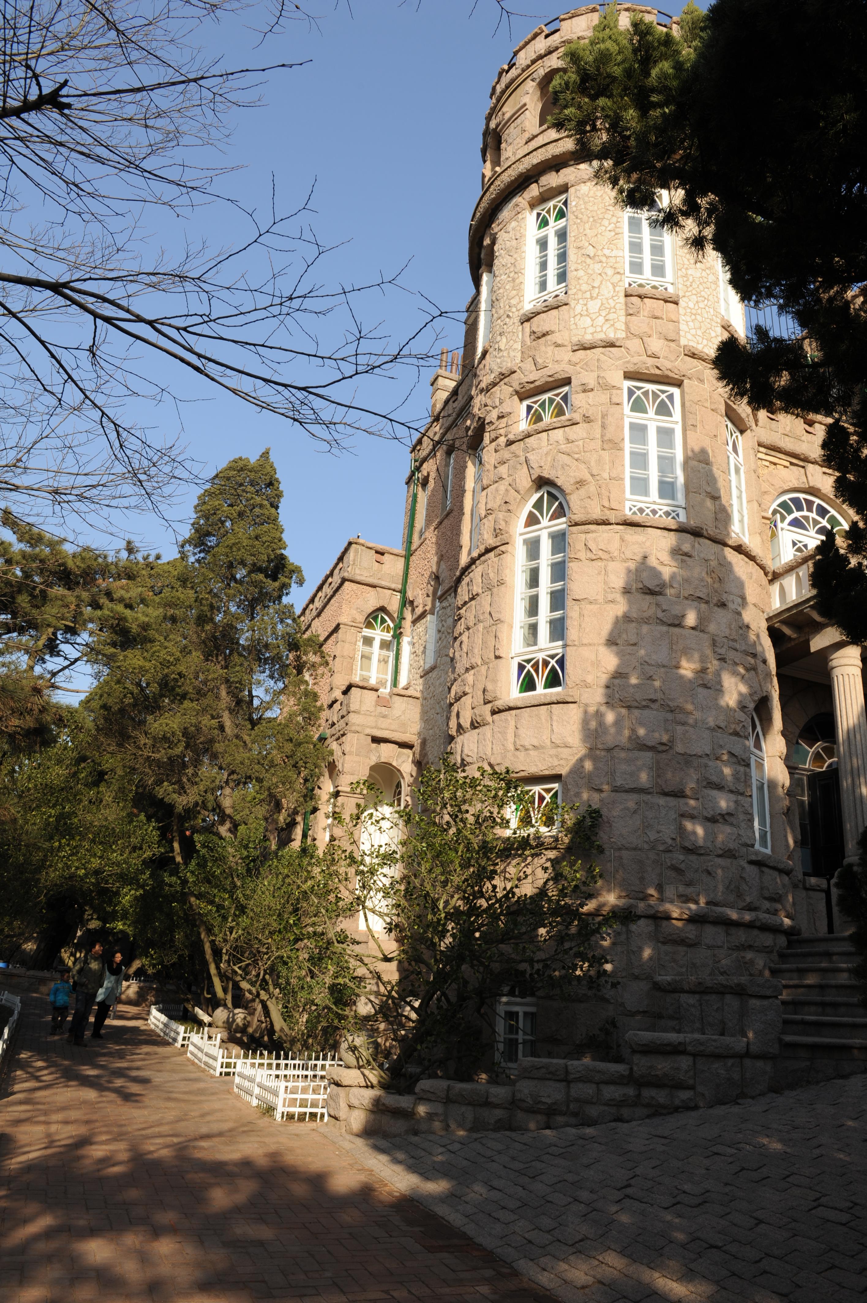 【携程攻略】山东八大关适合朋友出游旅游吗,八大关朋友出游景点推荐