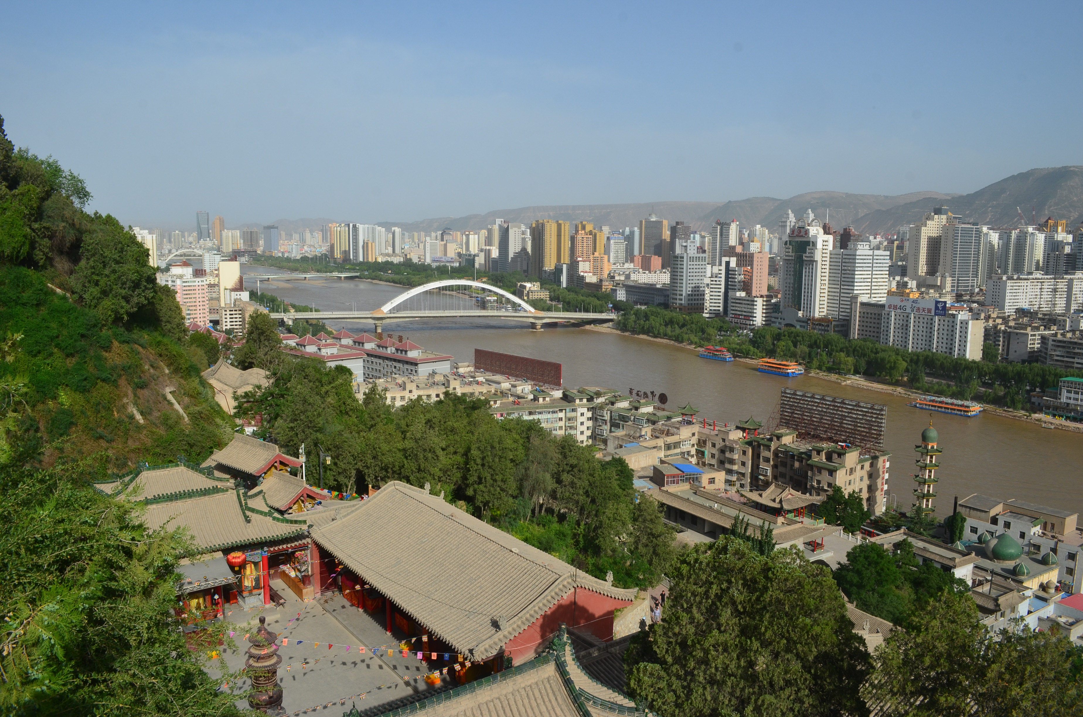 【攜程攻略】蘭州白塔山公園景點,觀看蘭州城的最佳點,從中山橋北橋頭