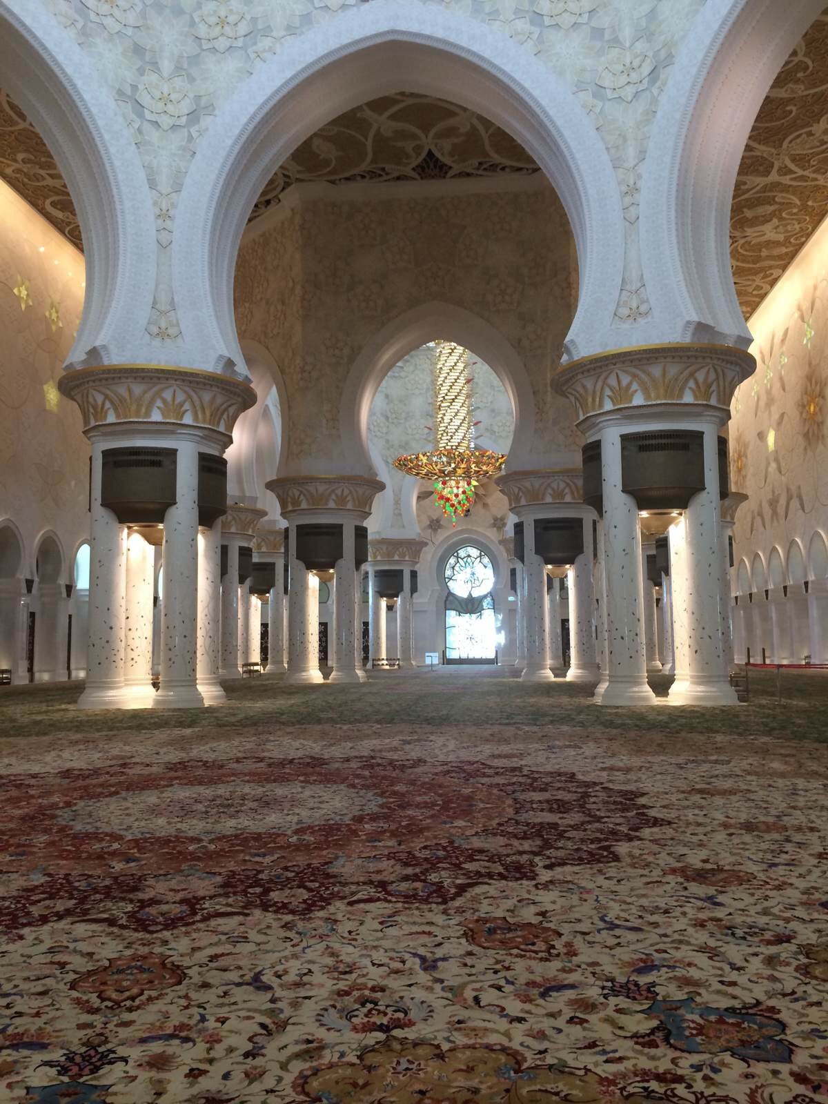 谢赫扎耶德清真寺