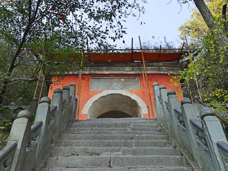 武当山三道天门攻略-三道天门门票价格多少钱-团购票价预定优惠-景点