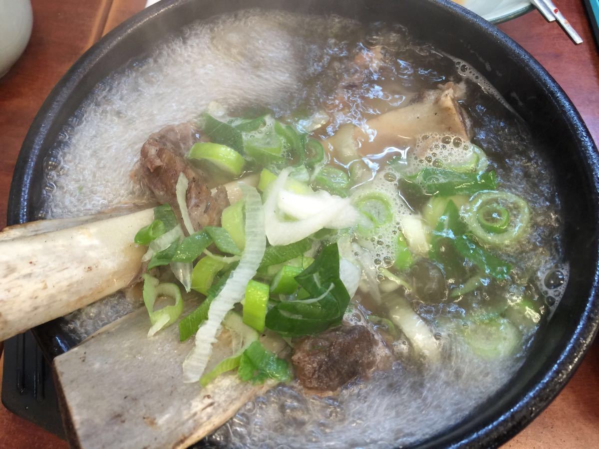 【携程美食林】济州市本家(莲洞店)餐馆,味道很好…牛骨汤一级棒.