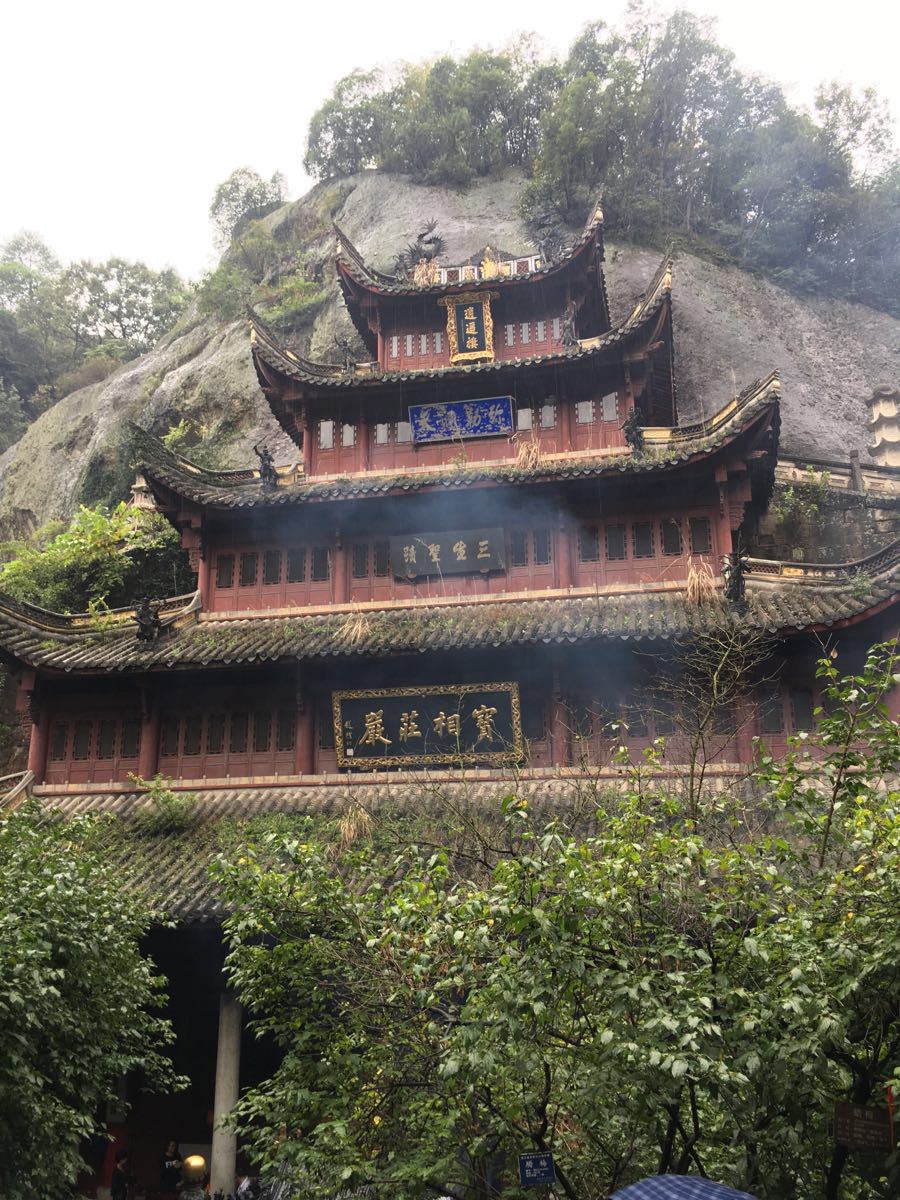 大佛寺景区