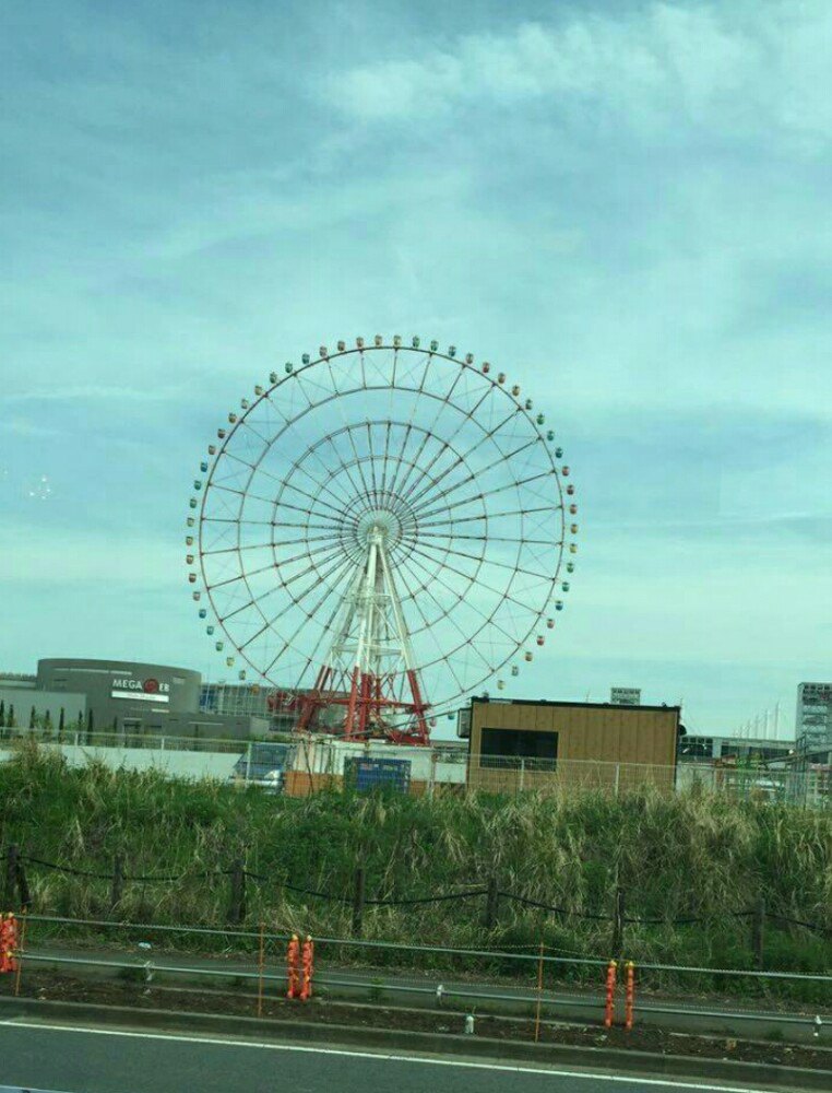 调色板城大摩天轮