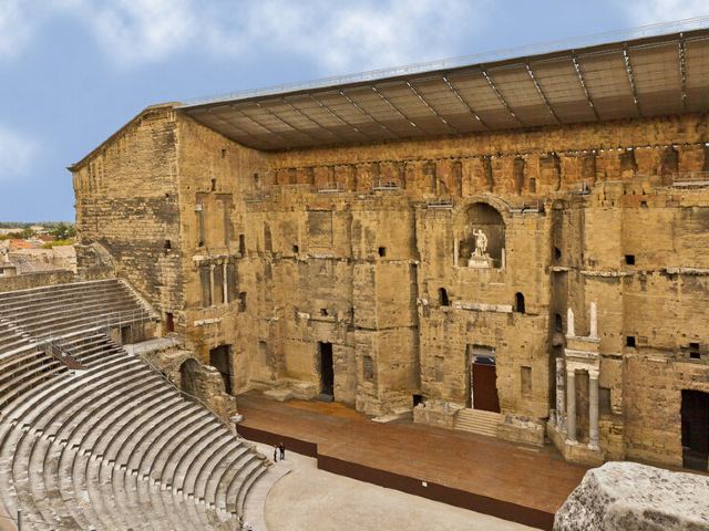 奥朗日古罗马剧场