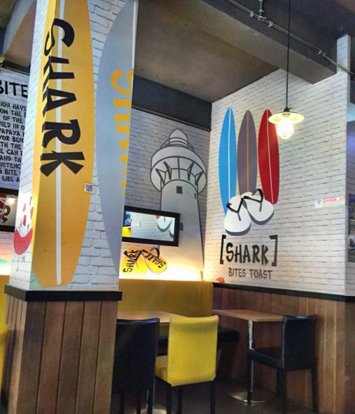 这就店的肉真的很鲜嫩多汁,让人不禁感叹这家的加工工艺.