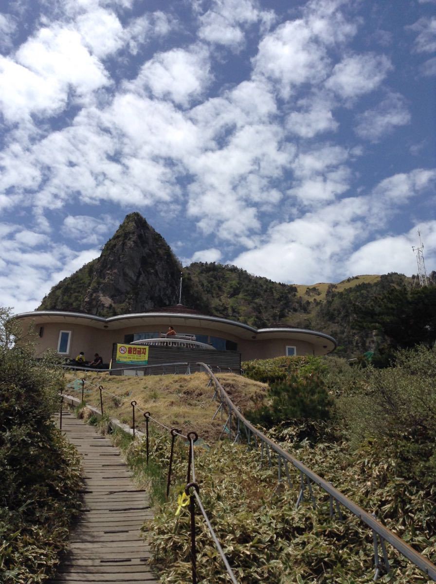 【携程攻略】济州岛观音寺景点,根据新罗酒店服务员的介绍,我们选择从