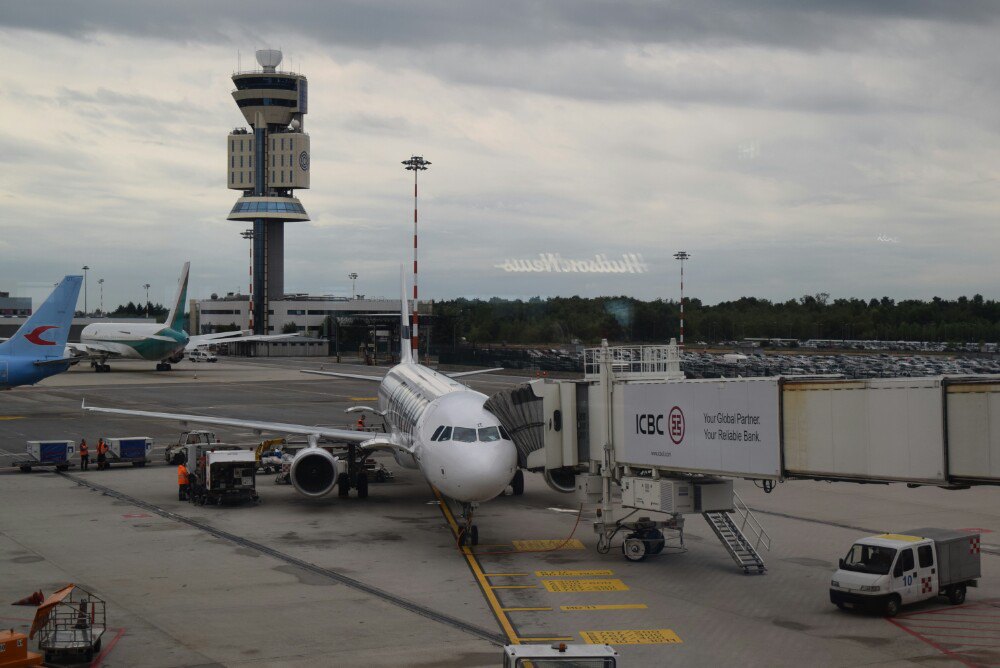 米兰马尔彭萨国际机场