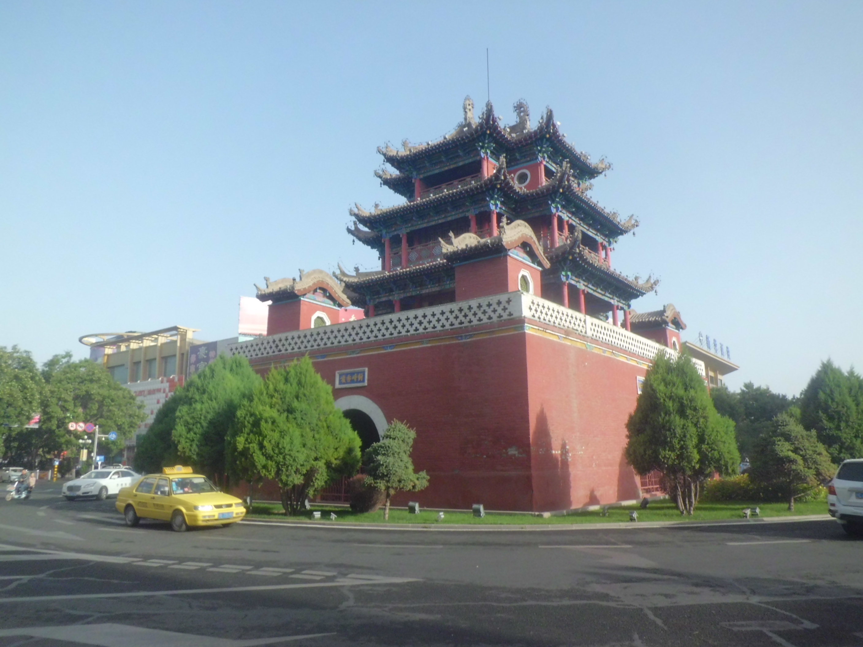 【携程攻略】中卫鼓楼景点,鼓楼位于中卫市沙坡头区鼓楼东西街与南北