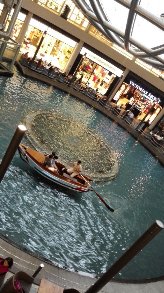 滨海湾金沙酒店无边泳池